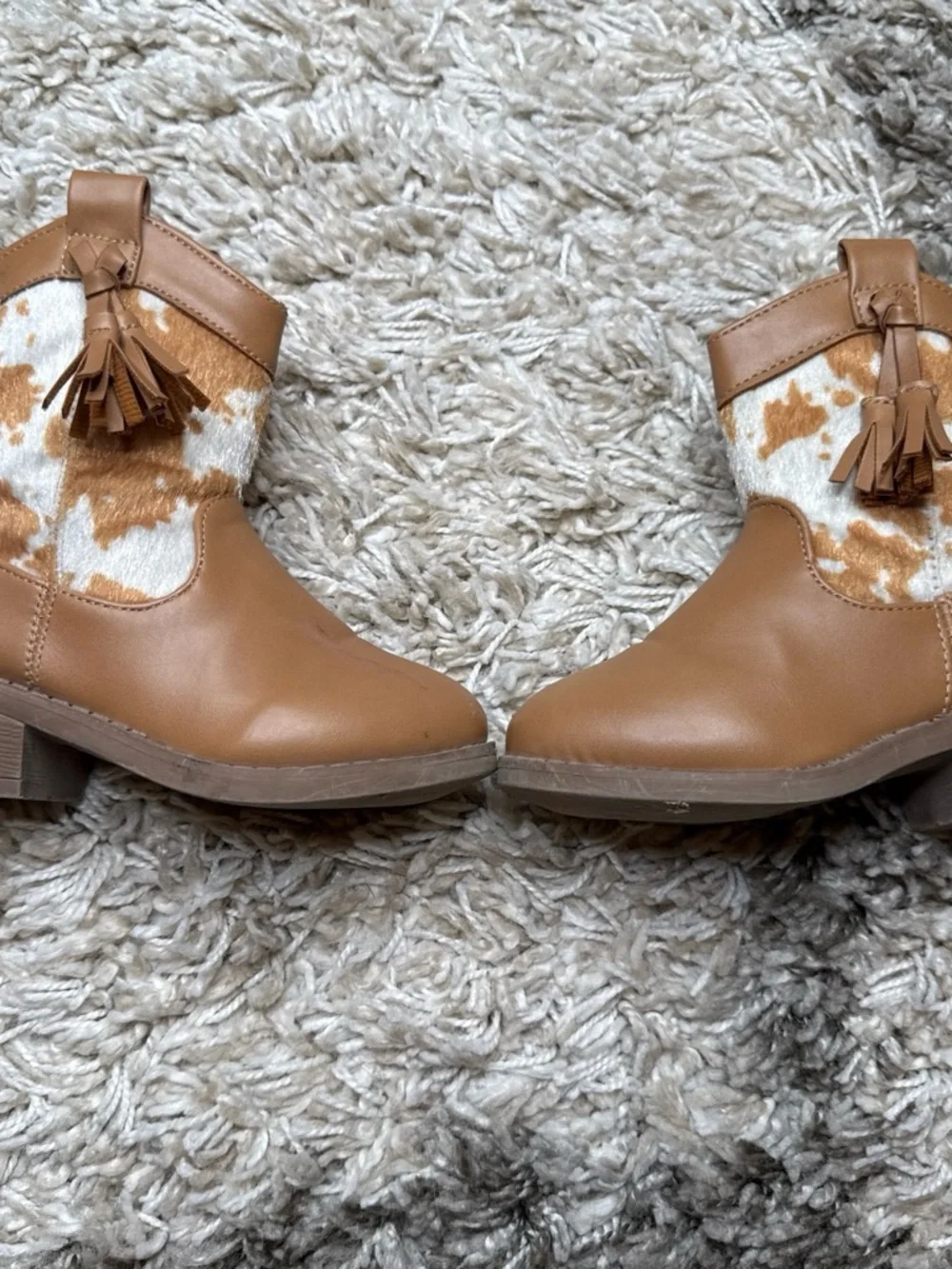 Girls Tan Cowhide-Accent Ankle Boots with Tassel Zipper
